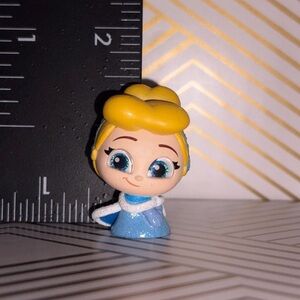 Disney Doorables Cinderella from the Disney Princesses Blind Bag
